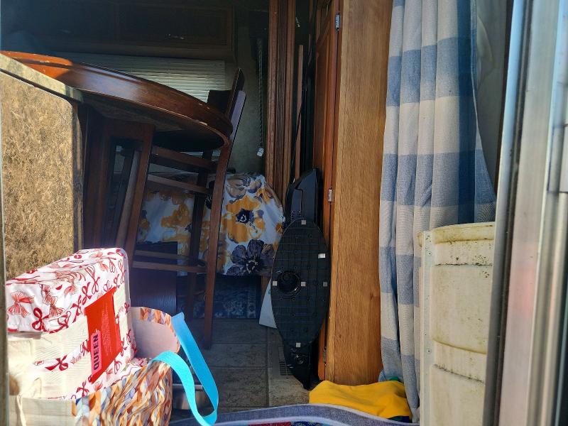 2010 Jayco All models VIN 1UJBJ0BN7A18K0103 COPART salvage auction — MINOR DENT/SCRATCHES, FL - CERTIFICATE OF TITLE, sold $600 on 2026-07-29 (photo 5)
