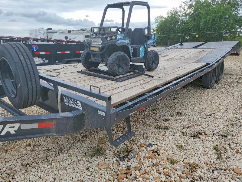 2023 Lamar Unknown VIN 5RVF82424PP120501 COPART salvage auction — ROLLOVER, SV, sold $1,800 on 2026-08-20 (photo 9)
