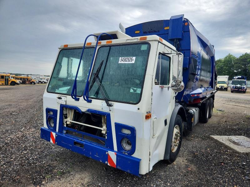 2014 Mack All other VIN 1M2AU02C4EM008338 COPART salvage auction — MINOR DENT/SCRATCHES, FL - CERTIFICATE OF DESTRUCTION, sold $2,100 on 2026-07-09 (photo 2)