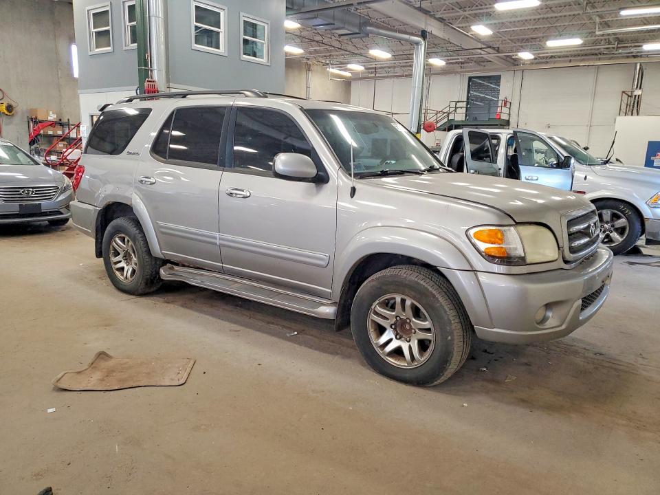 2003 Toyota Sequoia VIN 5TDZT38A13S140430 COPART salvage auction — MINOR DENT/SCRATCHES, Mn - Certificate Of Title, sold $675 on 2026-07-07 (photo 4)
