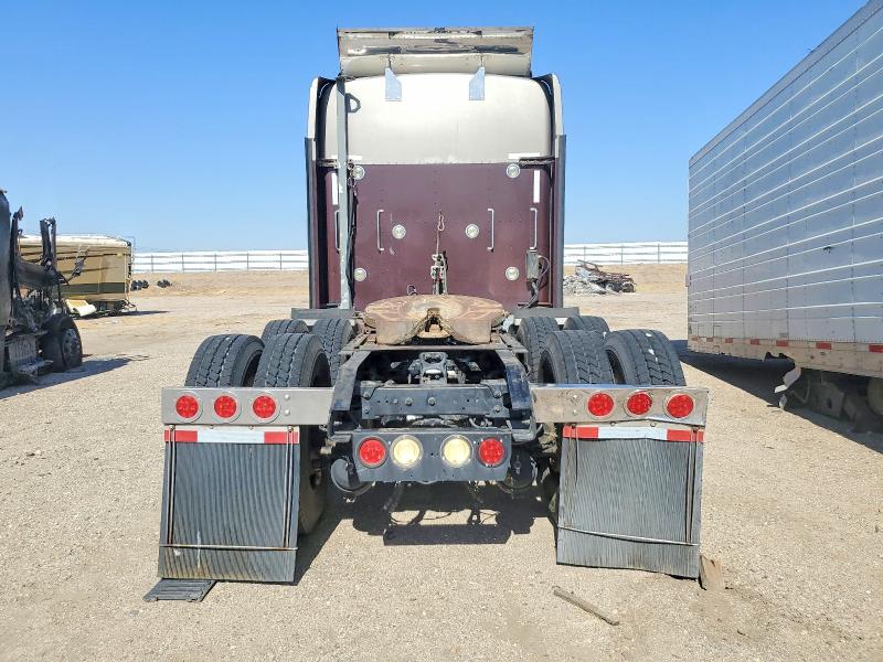 2006 Kenworth All other VIN 1XKWDB9X46R133492 COPART salvage auction — MINOR DENT/SCRATCHES, DV, sold $14,900 on 2026-08-25 (photo 9)