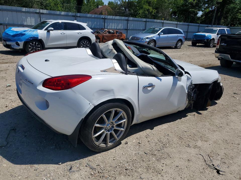 2006 Pont Solstice VIN 1G2MB33B96Y104429 COPART salvage auction — FRONT END, VA - CERT OF TITLE - SALVAGE, sold $250 on 2026-07-07 (photo 3)