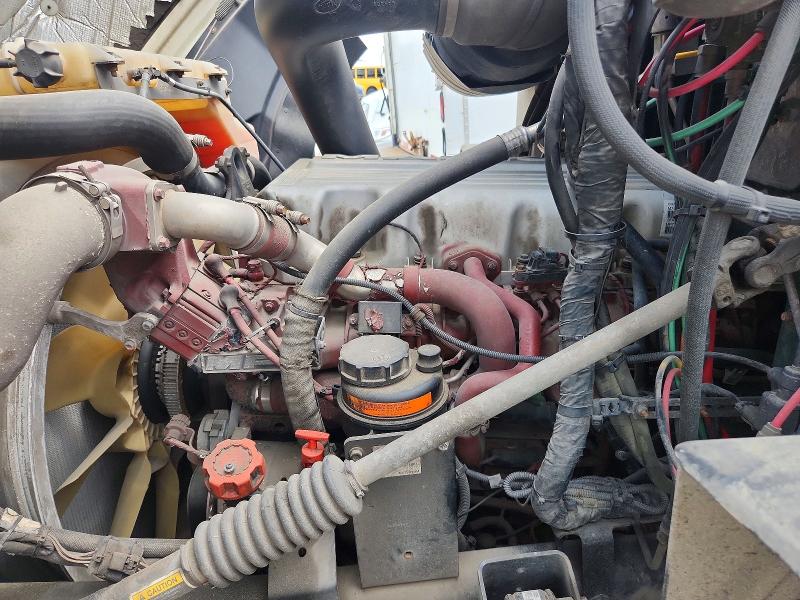 2016 Mack All other VIN 1M1AW01X8GM008459 COPART salvage auction — MINOR DENT/SCRATCHES, OK - CERTIFICATE OF TITLE, sold $1,100 on 2026-07-08 (photo 7)
