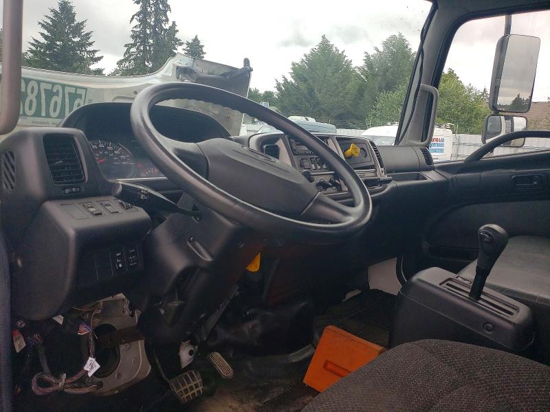 2018 Hino All other VIN 5PVNV8JV0J4S57881 COPART salvage auction — MINOR DENT/SCRATCHES, WA - VEHICLE CERT OF OWNERSHIP-TITL, sold $16,700 on 2026-07-16 (photo 8)
