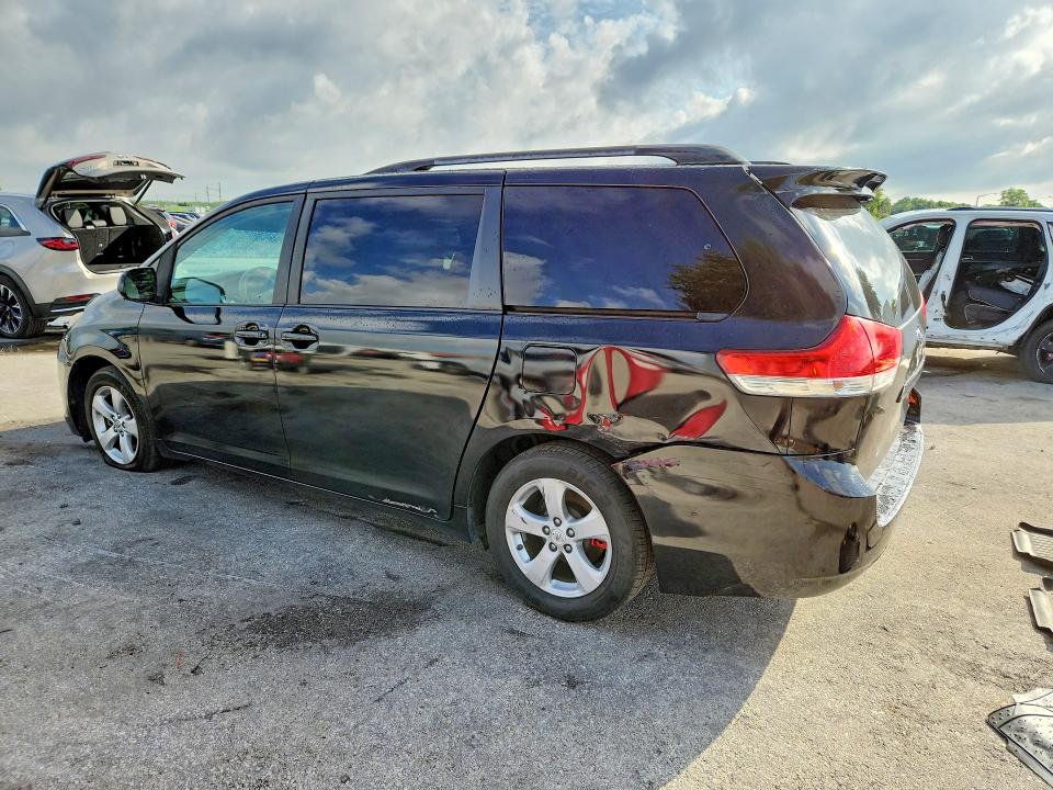 2011 Toyt Sienna VIN 5TDKK3DC2BS036359 COPART salvage auction — REAR END, RB, sold $1,300 on 2026-07-14 (photo 2)