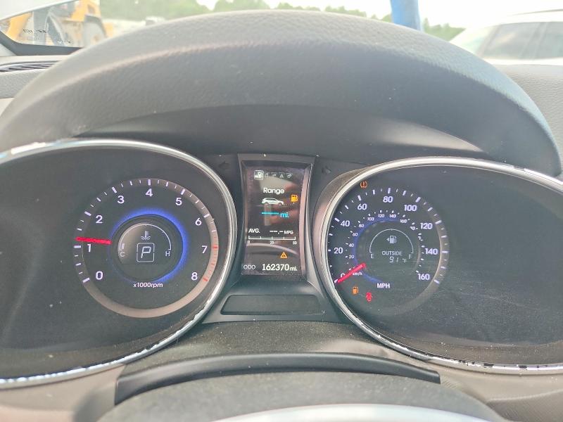 2016 Hyundai Santa fe VIN KM8SRDHFXGU159153 COPART salvage auction — MINOR DENT/SCRATCHES, CT, sold $2,050 on 2026-07-10 (photo 9)