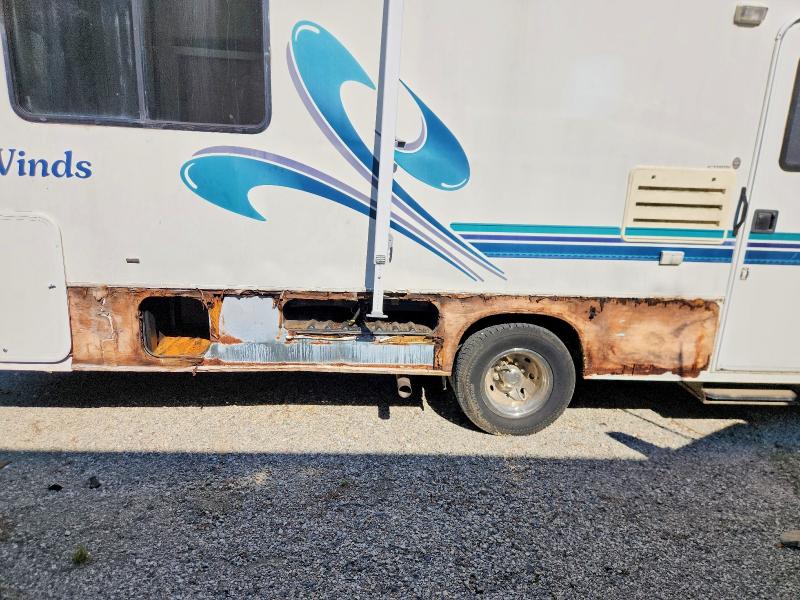 1998 Other rv Econoline VIN 1FDXE40S6WHB74427 COPART salvage auction — SIDE, CT, sold $25 on 2026-07-21 (photo 9)