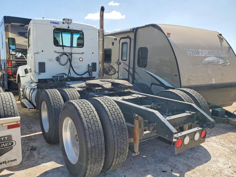 2017 Kenworth All other VIN 1XKZDK9X1HJ163970 COPART salvage auction — MINOR DENT/SCRATCHES, OH - CERTIFICATE OF TITLE, sold $4,250 on 2026-07-28 (photo 3)