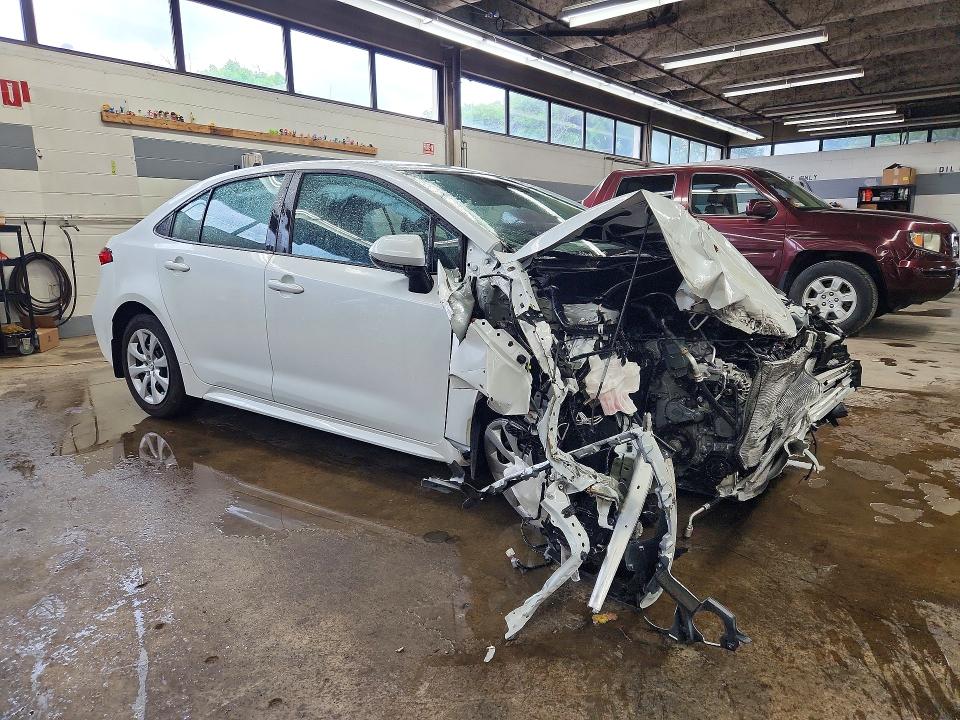 2025 Toyota Corolla VIN 5YFB4MDE5SP278881 COPART salvage auction — FRAME DAMAGE, IL - CERTIFICATE OF TITLE, sold $2,350 on 2026-07-09 (photo 4)