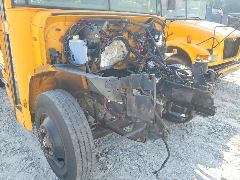 2006 Freightliner All other VIN 4UZAAWCS86CV56237 COPART salvage auction — STRIPPED, CT, sold $100 on 2026-07-09 (photo 9)