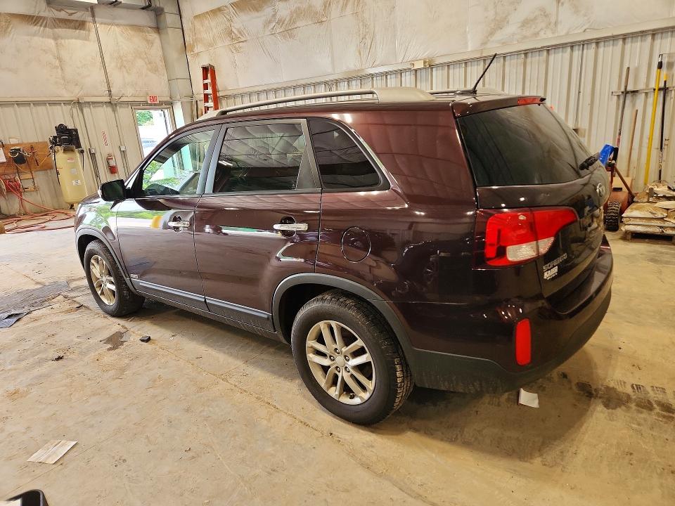2015 Kia Sorento VIN 5XYKTDA79FG605544 COPART salvage auction — MECHANICAL, WI - CERTIFICATE OF TITLE, sold $750 on 2026-07-29 (photo 2)