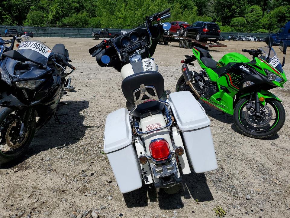 2007 Harley-davidson Fl VIN 1HD1FMM1X7Y695353 COPART salvage auction — FRONT END, NH - CERT OF TITLE-SALVAGE, sold $550 on 2026-07-30 (photo 4)
