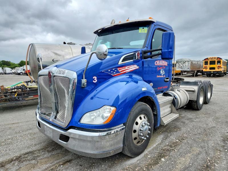 2021 Kenworth All models VIN 1XKYDP9X2MJ428043 COPART salvage auction — FRONT END, SC, sold $9,300 on 2026-08-06 (photo 2)