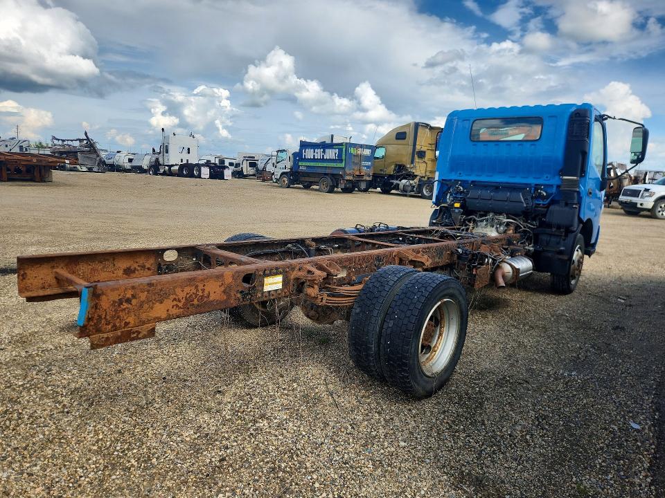 2015 Hino All other VIN 2AYRDM2H6F1000337 COPART salvage auction — MECHANICAL, AB - BOS - NONREPAIRABLE, sold $1,000 on 2026-07-30 (photo 3)