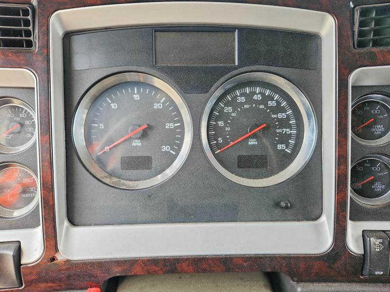 2018 Kenworth All other VIN 1XKAD49X6JJ147164 COPART salvage auction — NORMAL WEAR, CT, sold $16,200 on 2026-07-21 (photo 8)