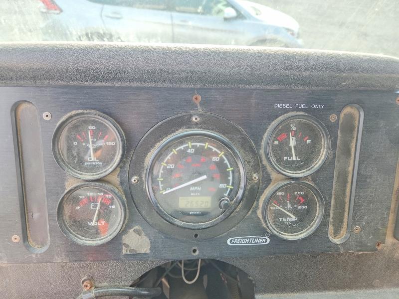 1998 Frht Mt45 chass VIN 4UZA4FFD0WC912247 COPART salvage auction — SIDE, MA - CERT OF TITLE-RECONSTRCTD COLL, sold $800 on 2026-07-06 (photo 9)