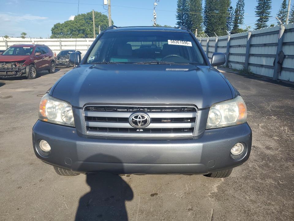 2005 Toyota Highlander VIN JTEDD21A850106501 COPART salvage auction — REAR END, FL - CERT OF TITLE SLVG REBUILDABLE, sold $2,250 on 2026-07-13 (photo 5)