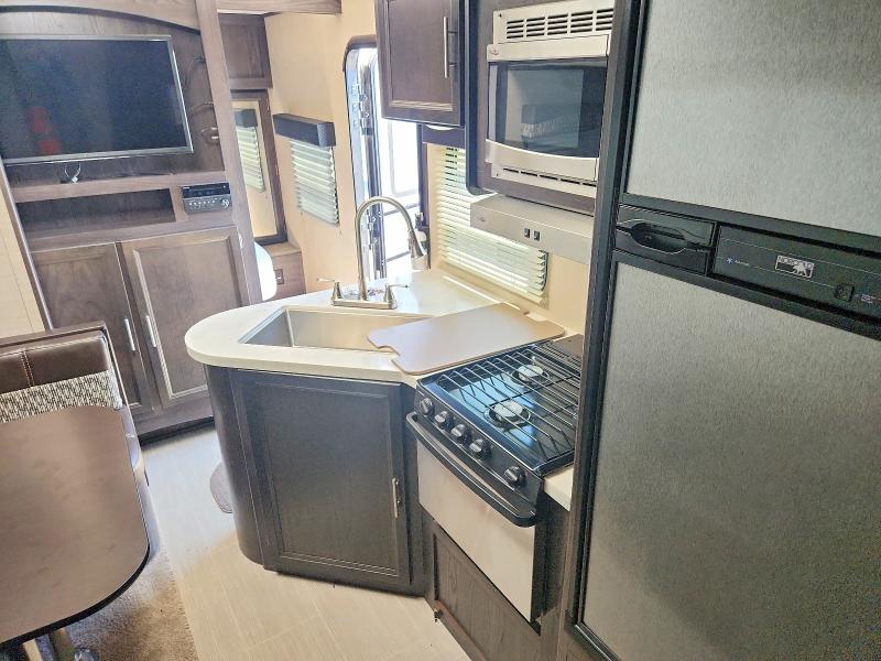 2018 Kyrv Trailers VIN 4YDT24021JJ971520 COPART salvage auction — MINOR DENT/SCRATCHES, CO - DIS/DLR/EXP ONLY CLEAN TITLE, sold $8,100 on 2026-07-07 (photo 8)