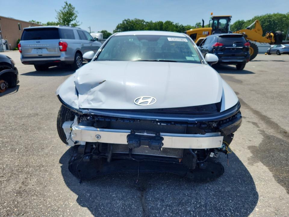2025 Hyundai Sonata VIN KMHL64JA8SA458842 COPART salvage auction — FRONT END, Fl - Cert Of Title Slvg Rebuildable, sold $1,300 on 2026-07-22 (photo 5)