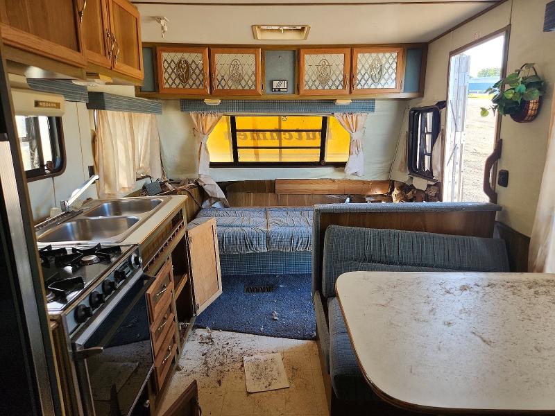 1990 Dutchmen Unknown VIN 47CT20M26L1004294 COPART salvage auction — SIDE, CT, sold $25 on 2026-07-28 (photo 5)