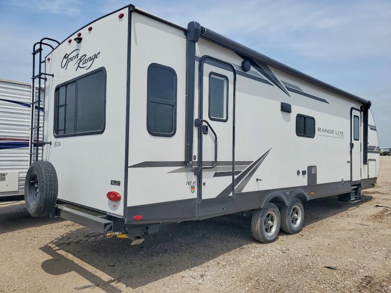 2022 Highland ridge Trailer VIN 58TBH0BP2N3ER3129 COPART salvage auction — SIDE, NE - CERT OF TITLE-SALVAGE, sold $1,650 on 2026-07-23 (photo 4)