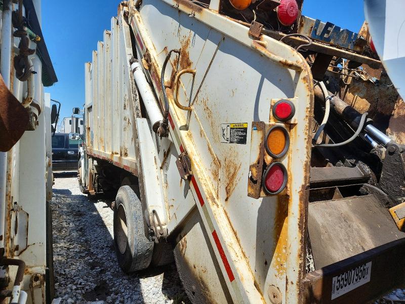 1997 Freightliner All other VIN 1FV6HLBB9VH696390 COPART salvage auction — NORMAL WEAR, FL - CERTIFICATE OF DESTRUCTION (P), sold $600 on 2026-07-09 (photo 3)