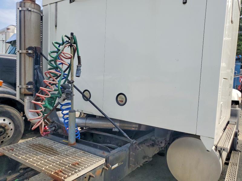 2006 Mack 600 cxn600 VIN 1M1AK06Y46N009324 COPART salvage auction — FRONT END, MD - CERTIFICATE OF TITLE, sold $5,800 on 2026-07-14 (photo 6)