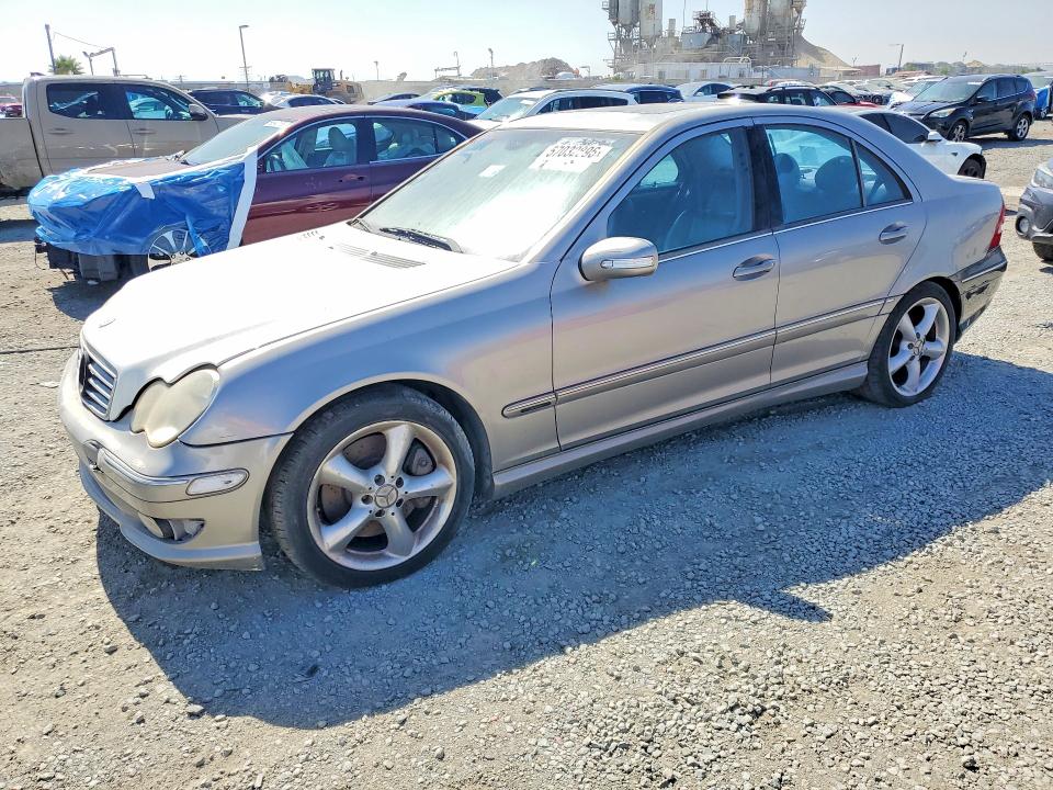 2005 Mercedes-benz C class VIN WDBRF40J95F709860 — COPART salvage auction photo
