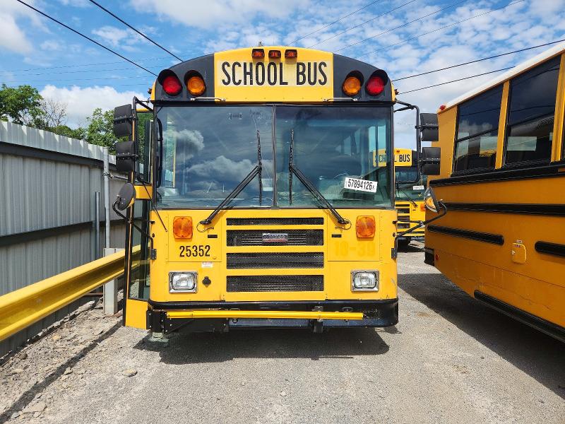 2011 Thomas Saf-t-line VIN 1T88S4E21B1132498 COPART salvage auction — MINOR DENT/SCRATCHES, CT, sold $2,500 on 2026-09-14 (photo 9)