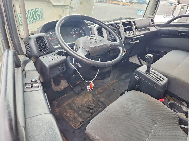 2017 Hino All other VIN 5PVNE8JV5H4S56235 COPART salvage auction — MECHANICAL, CT, sold $6,300 on 2026-07-09 (photo 8)