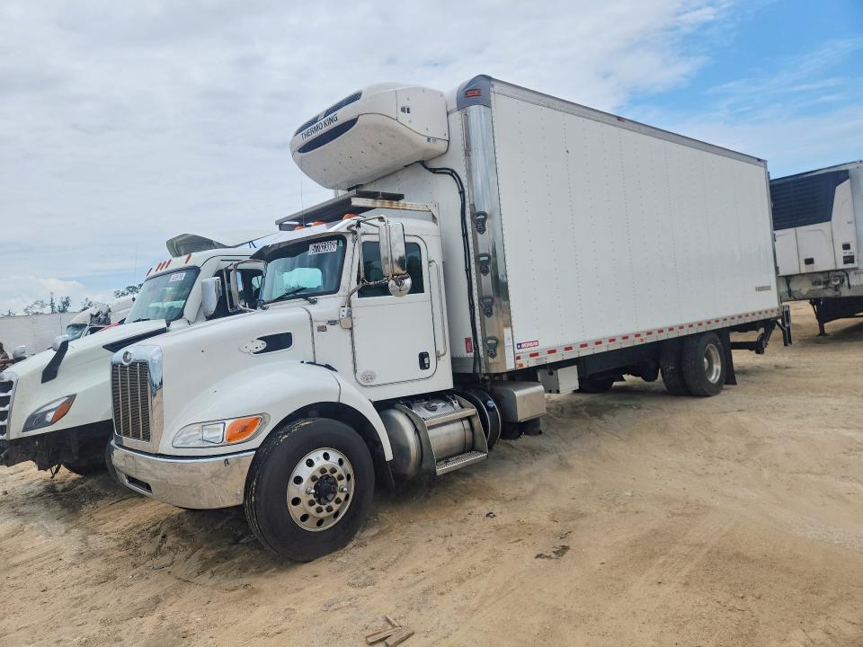 2020 Peterbilt All other VIN 2NP2HM7X8LM673372 COPART salvage auction — NORMAL WEAR, FL - CERTIFICATE OF TITLE, sold $12,700 on 2026-07-20 (photo 1)