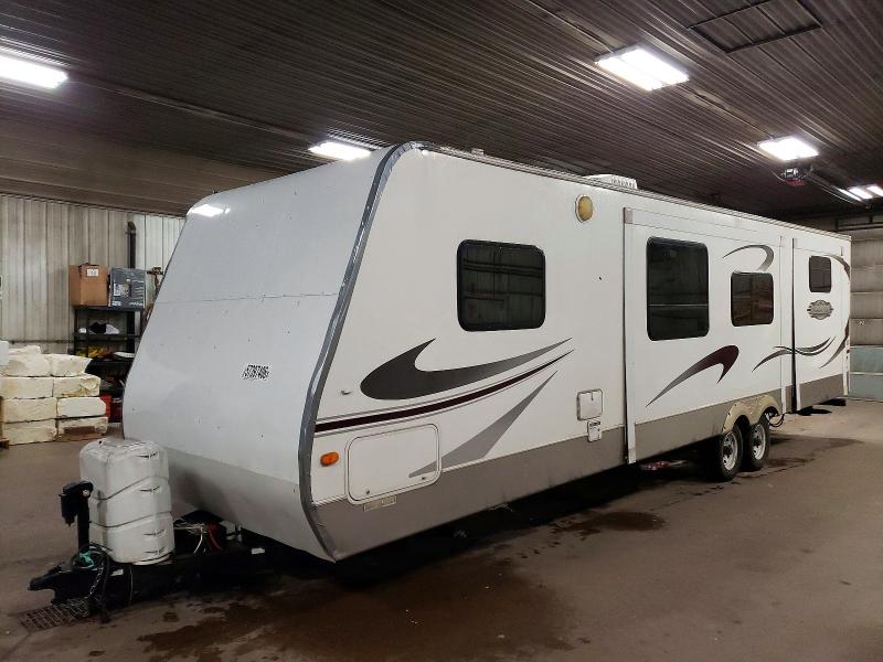 2006 Keystone Mountainee VIN 4YDT32P226F709328 COPART salvage auction — HAIL, MN - CERT OF TITLE-PRIOR SALVAGE, sold $2,650 on 2026-07-09 (photo 2)