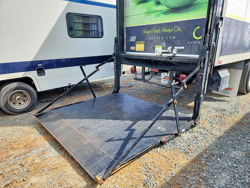 2014 Hino All other VIN 5PVNE8JT5E4S55757 COPART salvage auction — MINOR DENT/SCRATCHES, SC - CERTIFICATE OF TITLE, sold $275 on 2026-07-28 (photo 9)