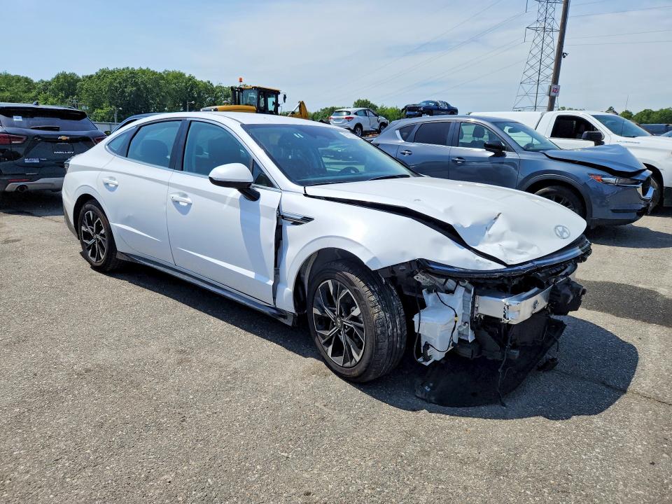 2025 Hyundai Sonata VIN KMHL64JA8SA458842 COPART salvage auction — FRONT END, Fl - Cert Of Title Slvg Rebuildable, sold $1,300 on 2026-07-22 (photo 4)
