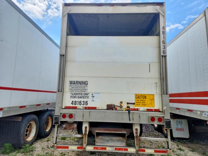 2009 Utility trailer manufacture Trailer VIN 1UYVS24819U645212 COPART salvage auction — FRONT END, CT, sold $25 on 2026-07-28 (photo 5)