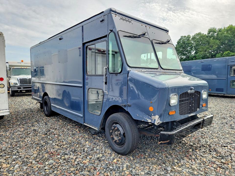 2021 Frht - freightliner All other VIN 4UZAC2EA7MCML0620 COPART salvage auction — NORMAL WEAR, NJ - CERTIFICATE OF TITLE, sold $21,500 on 2026-07-07 (photo 4)