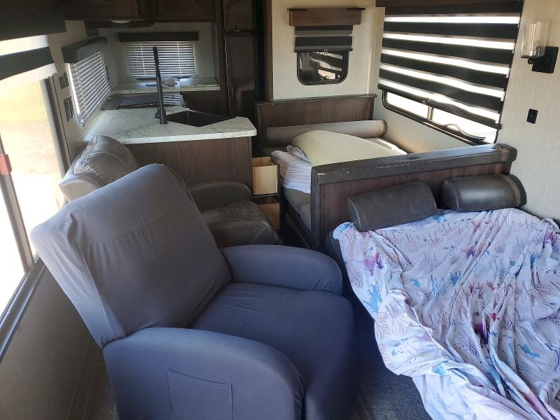 2021 Foresriver VIN 4X4TCKC24MX145742 COPART salvage auction — WATER/FLOOD, FL - CERTIFICATE OF DESTRUCTION, sold $3,100 on 2026-09-08 (photo 6)