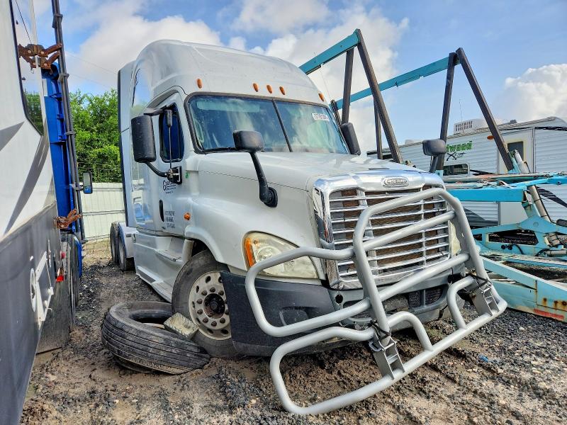 2015 Freightliner All other VIN 1FUJGLD54FLGE0637 — COPART salvage auction photo