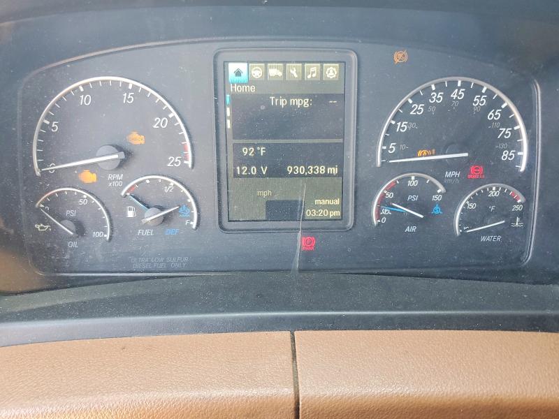 2020 Freightliner All other VIN 3AKJHHDR1LSLJ7578 COPART salvage auction — MINOR DENT/SCRATCHES, DV, sold $10,900 on 2026-08-01 (photo 8)