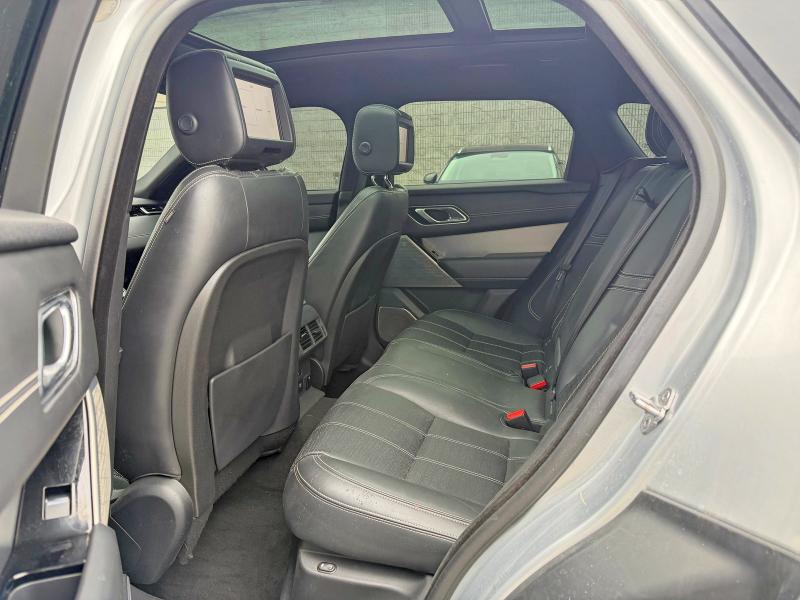 2018 Land rover Rangerover VIN SALYM2RV0JA706519 COPART salvage auction — MINOR DENT/SCRATCHES, IL - CERTIFICATE OF TITLE (P), sold $15,500 on 2026-07-22 (photo 6)