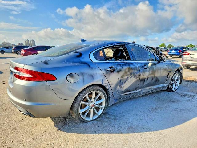 2015 Jaguar Xf VIN SAJWA0F78F8U63155 COPART salvage auction — VANDALISM, ST, sold $750 on 2026-07-15 (photo 3)