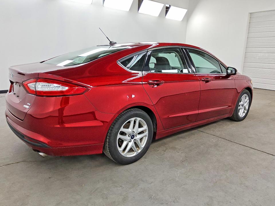 2016 Ford Fusion VIN 1FA6P0HD9G5128561 COPART salvage auction — MINOR DENT/SCRATCHES, Il - Certificate Of Title, sold $5,900 on 2026-07-02 (photo 3)