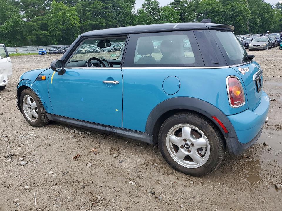 2009 Min Cooper VIN WMWMF33539TU69522 COPART salvage auction — WATER/FLOOD, CT, sold $100 on 2026-07-16 (photo 2)