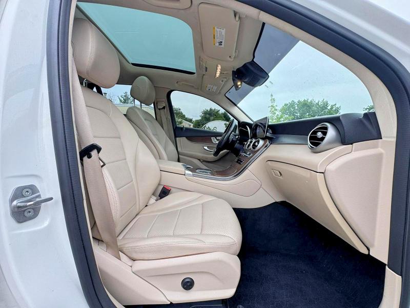 2021 Mercedes-benz Glc class VIN W1N0G8EB2MF918638 COPART salvage auction — NORMAL WEAR, Wv - Certificate Of Title (P), sold $7,400 on 2026-07-06 (photo 5)