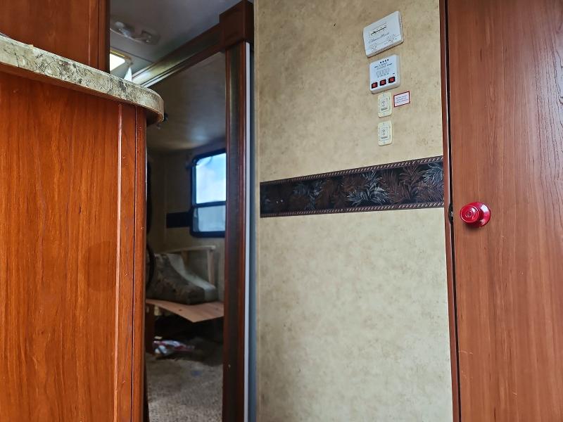 2010 Keys Outback VIN 4YDT25027AB452973 COPART salvage auction — SIDE, CO - CERTIFICATE OF TITLE, sold $1,700 on 2026-07-08 (photo 6)