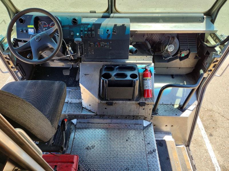 2021 Freightliner All other VIN 4UZAC2EA9MCML0764 COPART salvage auction — NORMAL WEAR, CA - CERTIFICATE OF TITLE, sold $26,500 on 2026-07-31 (photo 8)