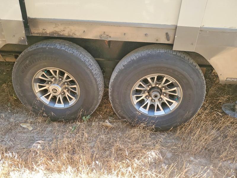 2019 Jay North poin VIN 1UJCJ0BV0K1LR0162 COPART salvage auction — SIDE, SC, sold $12,400 on 2026-07-16 (photo 8)