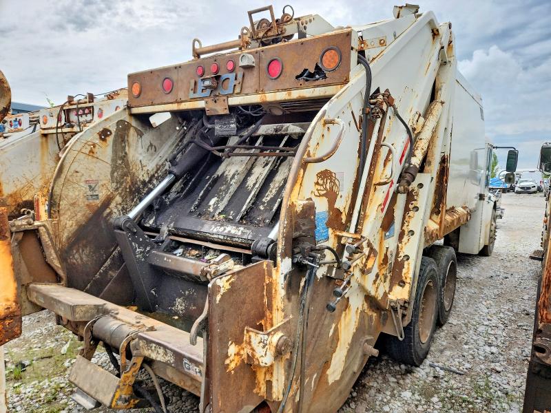2006 Freightliner All models VIN 1FVACXDCX6HW47464 COPART salvage auction — NORMAL WEAR, FL - CERTIFICATE OF DESTRUCTION (P), sold $1,550 on 2026-07-09 (photo 4)