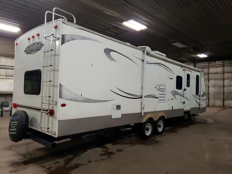 2006 Keystone Mountainee VIN 4YDT32P226F709328 COPART salvage auction — HAIL, MN - CERT OF TITLE-PRIOR SALVAGE, sold $2,650 on 2026-07-09 (photo 4)