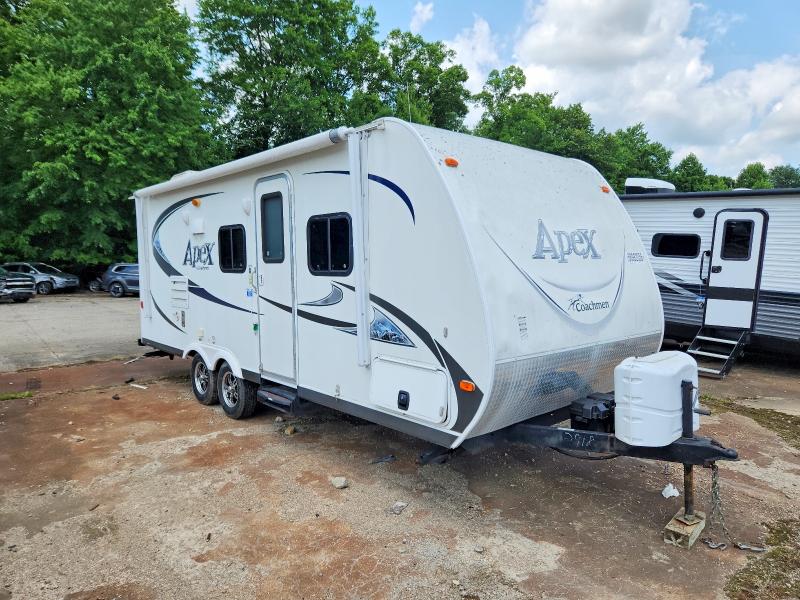 2013 Coachman Recreation VIN 5ZT2CXKB0DA002918 COPART salvage auction — MINOR DENT/SCRATCHES, CT, sold $3,800 on 2026-07-07 (photo 1)